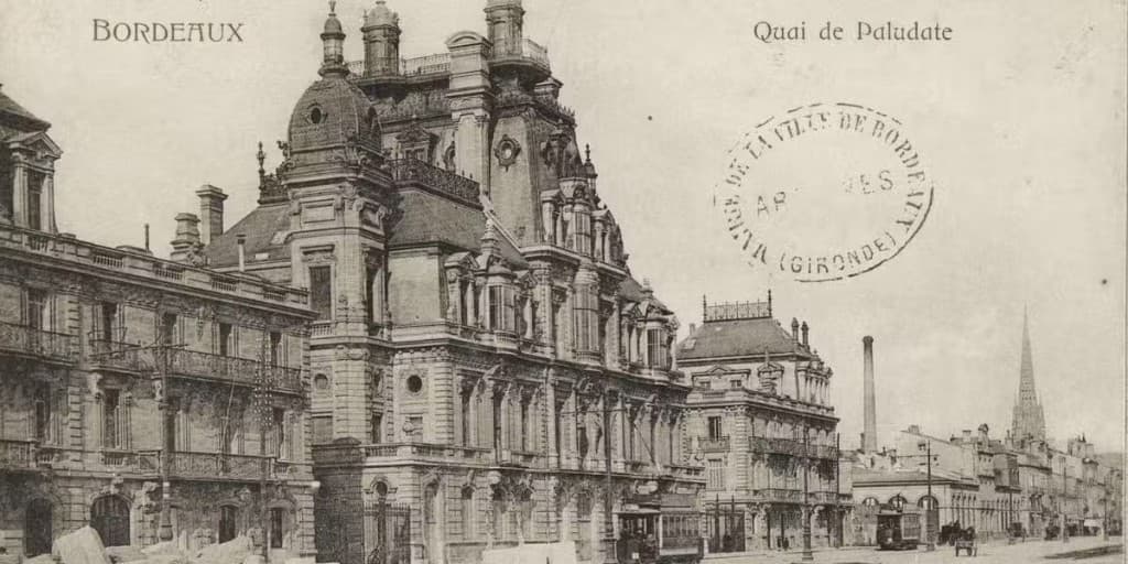 Archival postcard: Château Descas on the quai de Paludate in Bordeaux